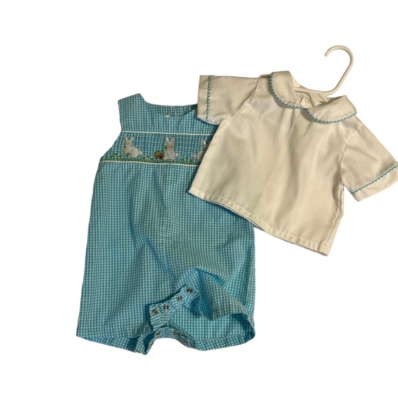Petit Ami Blue Gingham
2 pc Smocked Romper Baby Boy sz 3mo
Easter Bunny - Picture 3 of 14